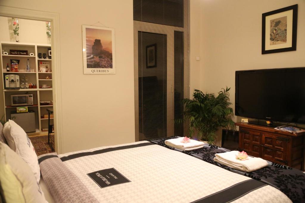 Two Connecting Double Rooms