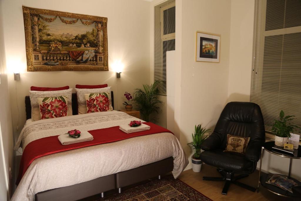 Deluxe Double Room Garden View